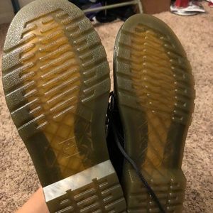 Dr. Martens Mens Size. 5